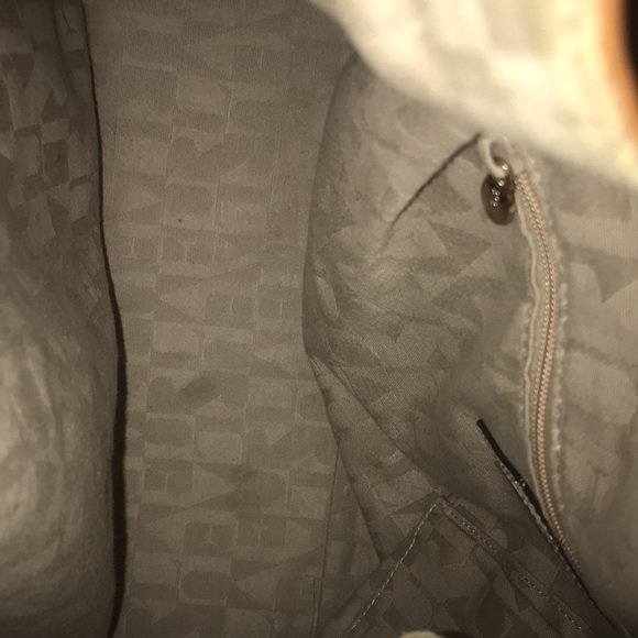 FURLA - White and Brown Leather Hobo Bag - Picture 5 of 9